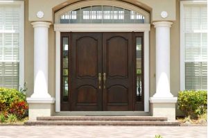 Cách hóa giải những thế xấu phong thủy cửa chính hiệu quả nhất